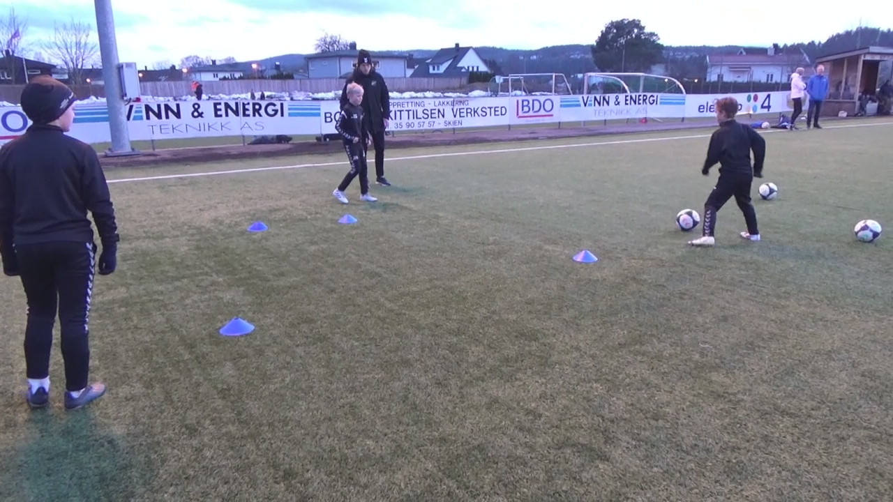 NY 160 Medtak Cruyff-pasning innside.mp4